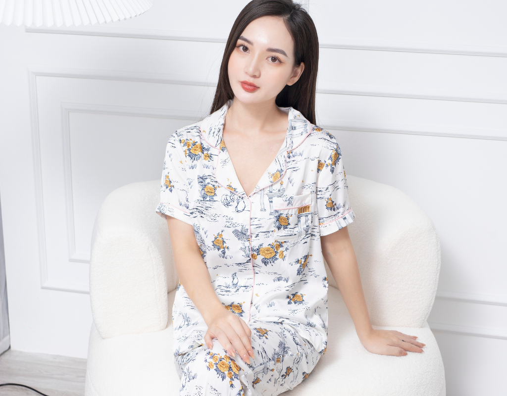 pijama lụa Latin họa tiết trắng mẫu đơn zen me